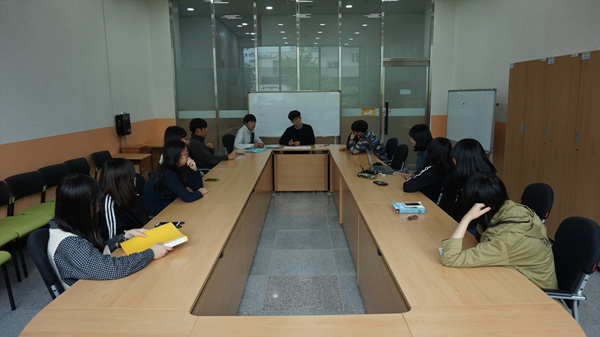 청소년운영위원회 정기회의(2015년5월10일)